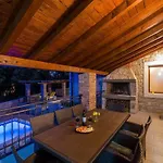 Ferienvilla Roko Mit Beheiztem Pool By Interhome * ポセダリェ