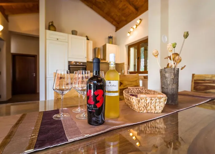 Ferienvilla Roko Mit Beheiztem Pool By Interhome Holiday home