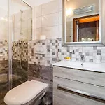 Ferienvilla Roko Mit Beheiztem Pool By Interhome Vakantiehuis *