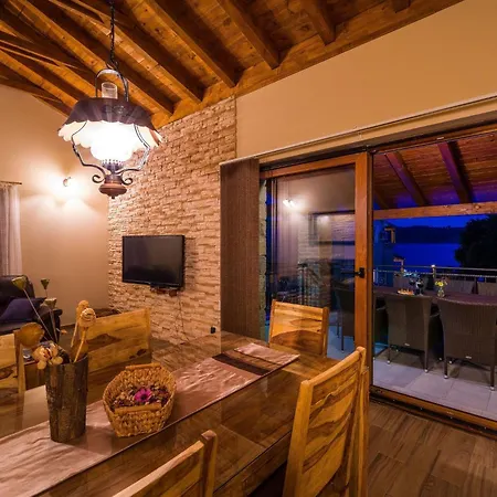Ferienvilla Roko Mit Beheiztem Pool By Interhome Posedarje