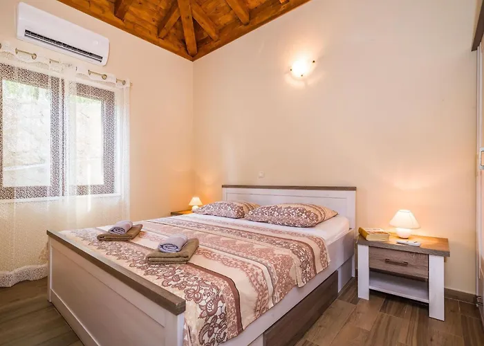 Ferienvilla Roko Mit Beheiztem Pool By Interhome Дом отдыха